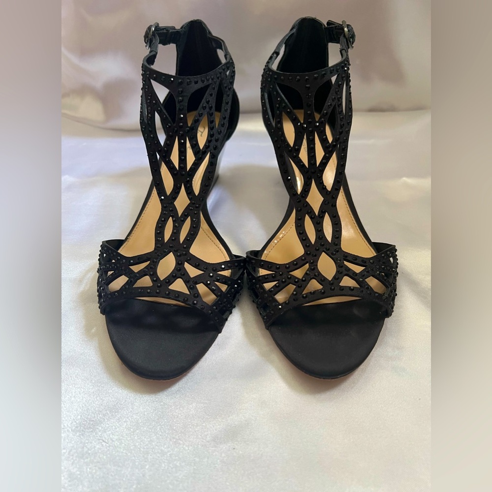 New Imagine by Vince Camuto Wedge Heels